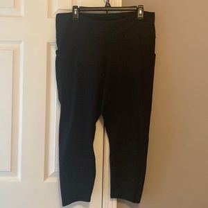 1X fabletics leggings with pockets